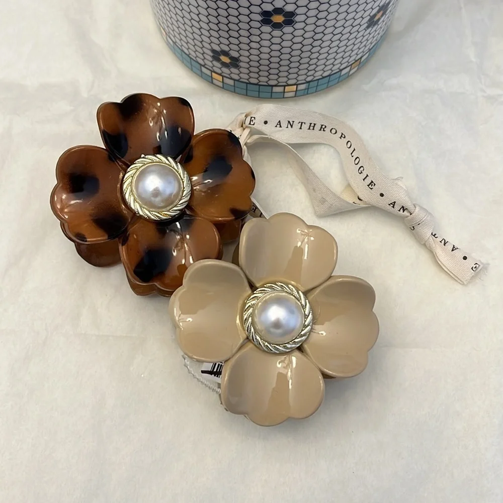 Anthropologie Floral Hair clips  - Brown and Cream